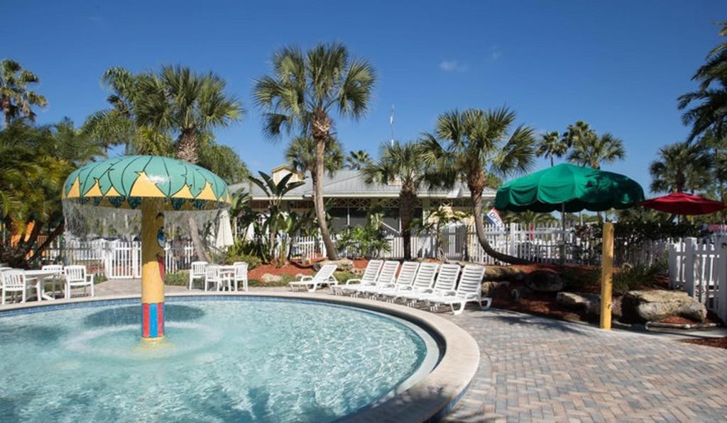 Tropical Palms Premium Two-Bedroom Loft Cottage 77 Орландо Экстерьер фото